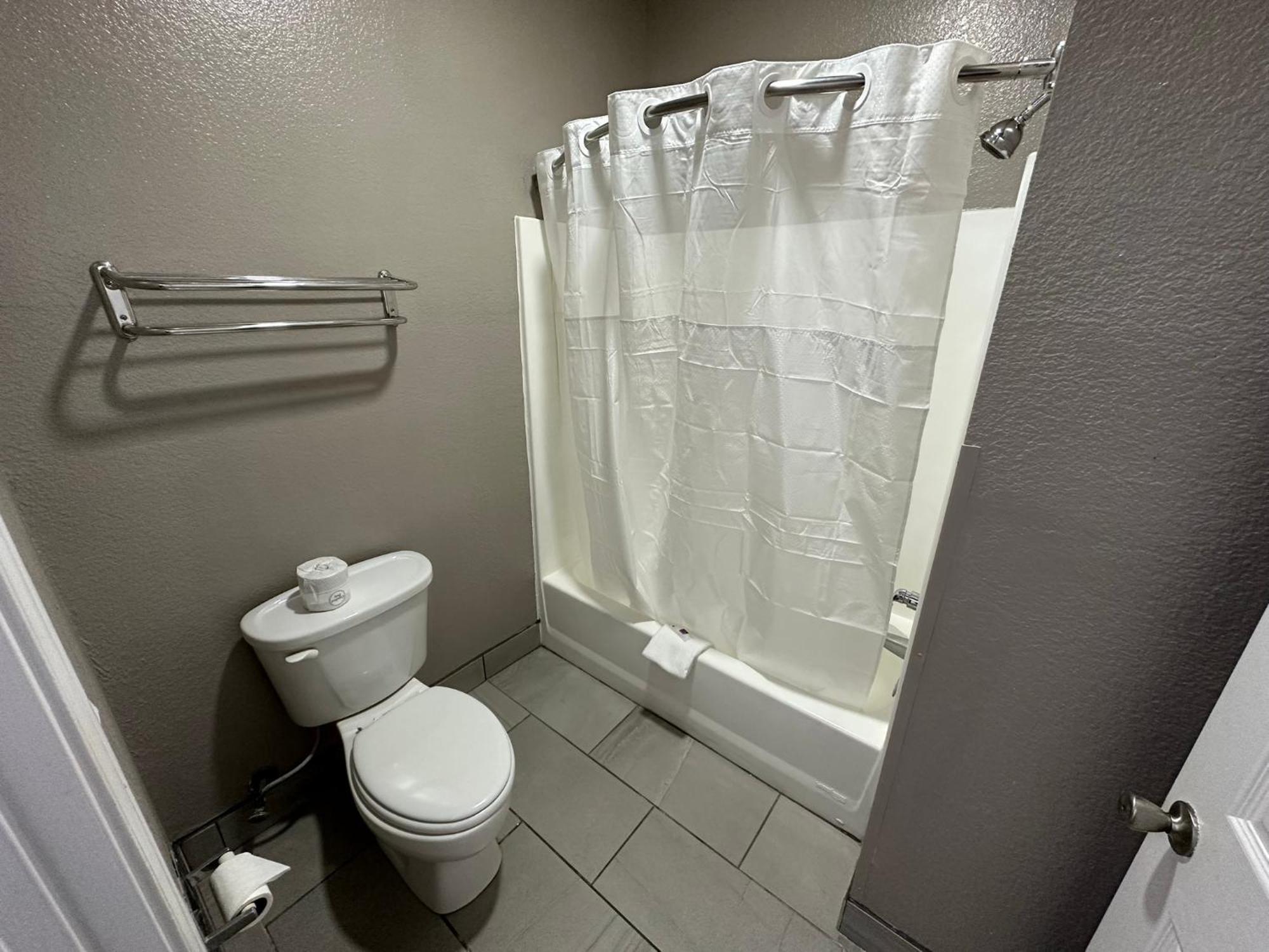 Motel 6 Alvarado Tx Buitenkant foto