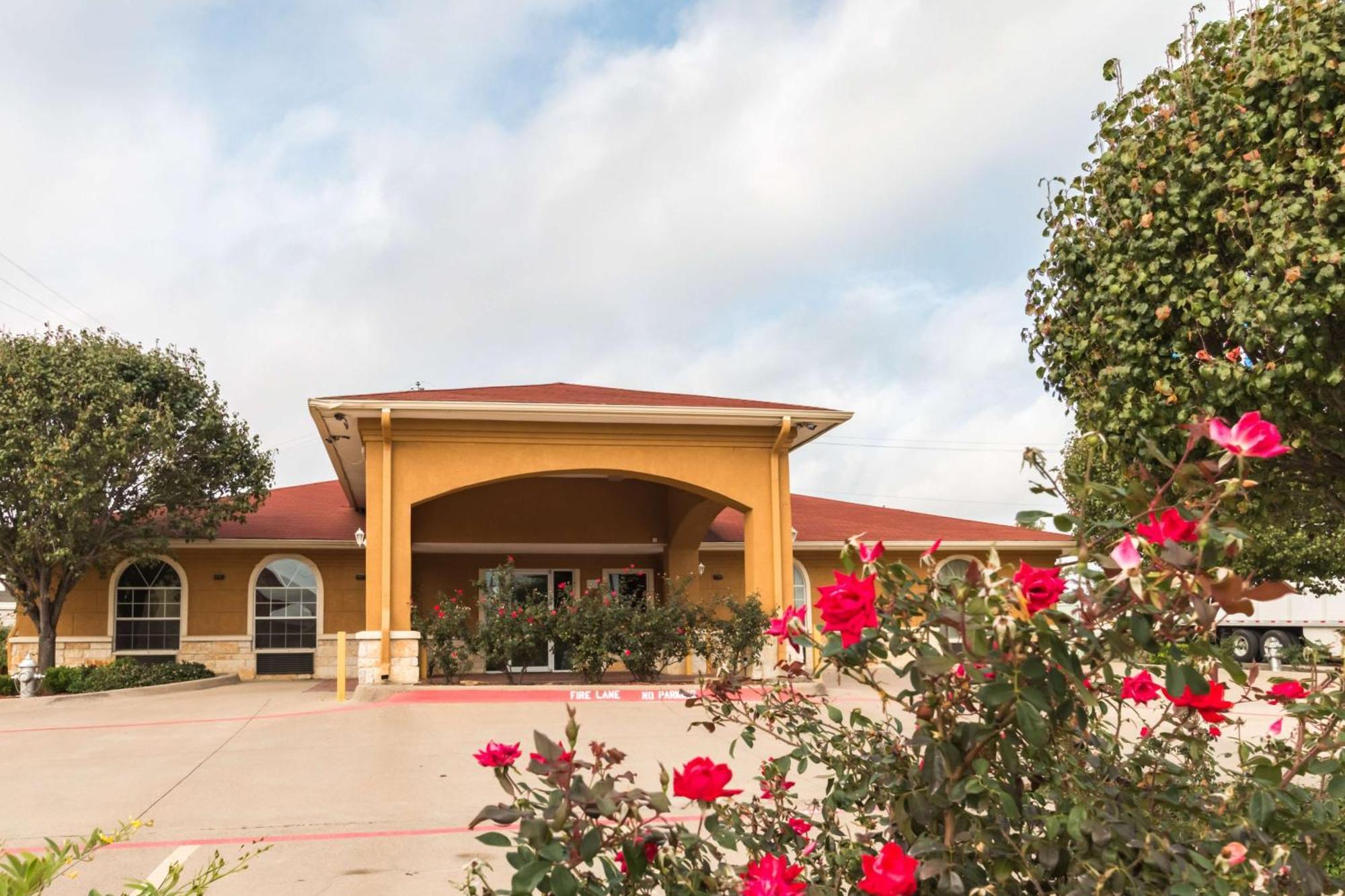 Motel 6 Alvarado Tx Buitenkant foto
